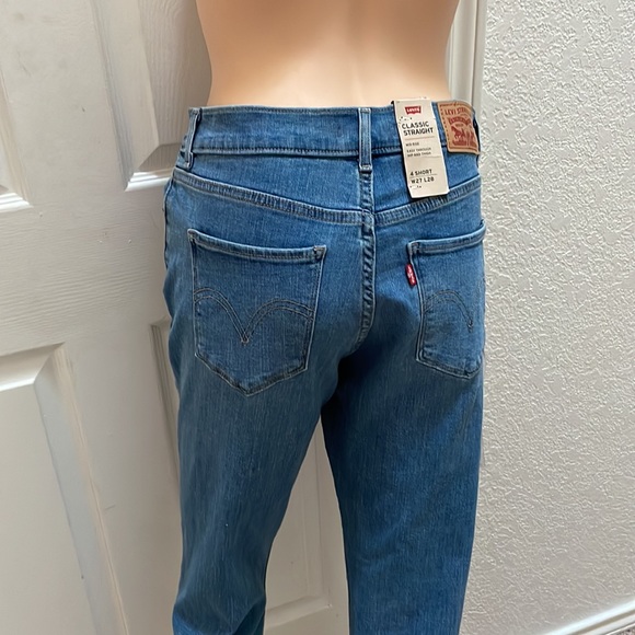 Levis Classic Straight-Leg Jeans - Picture 8 of 10